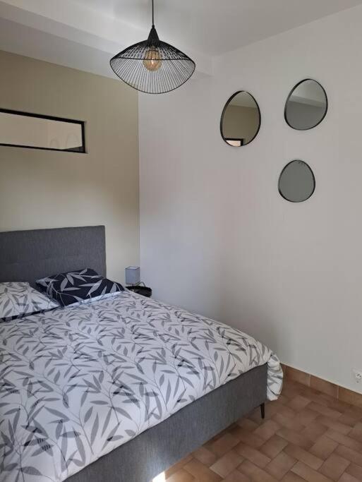Apartament Chez Beatrice Saint-Jouan-des-Guérets Zewnętrze zdjęcie